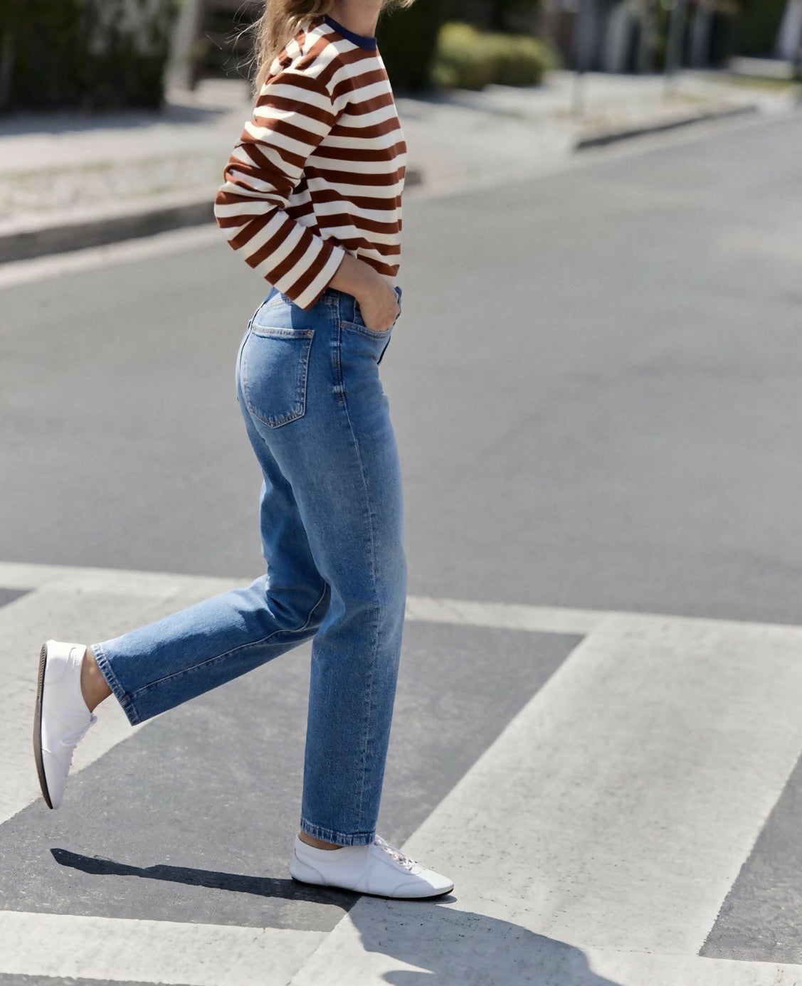 ZARA High Waist Mom Jeans
