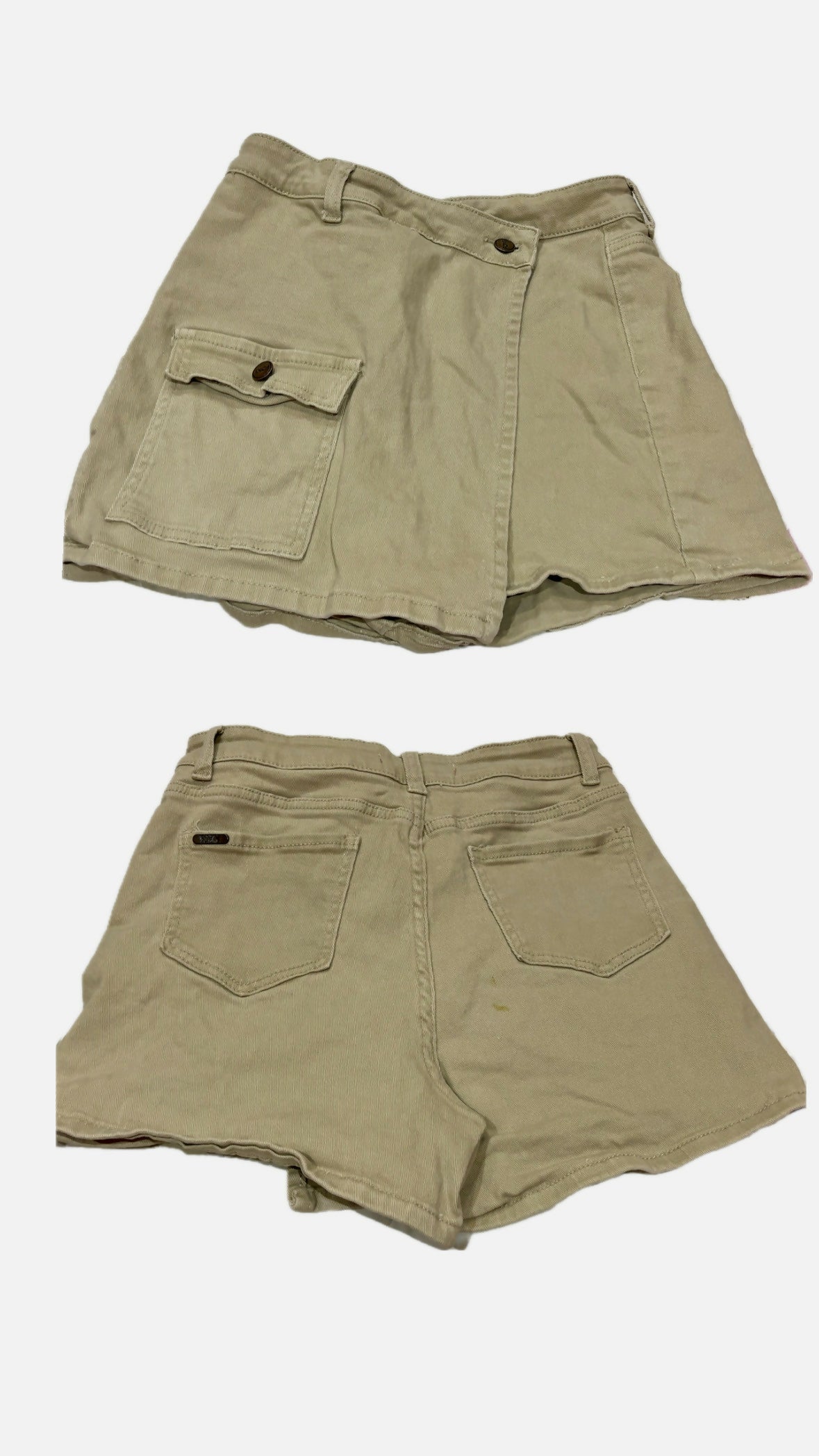 FOXY Khaki Skorts