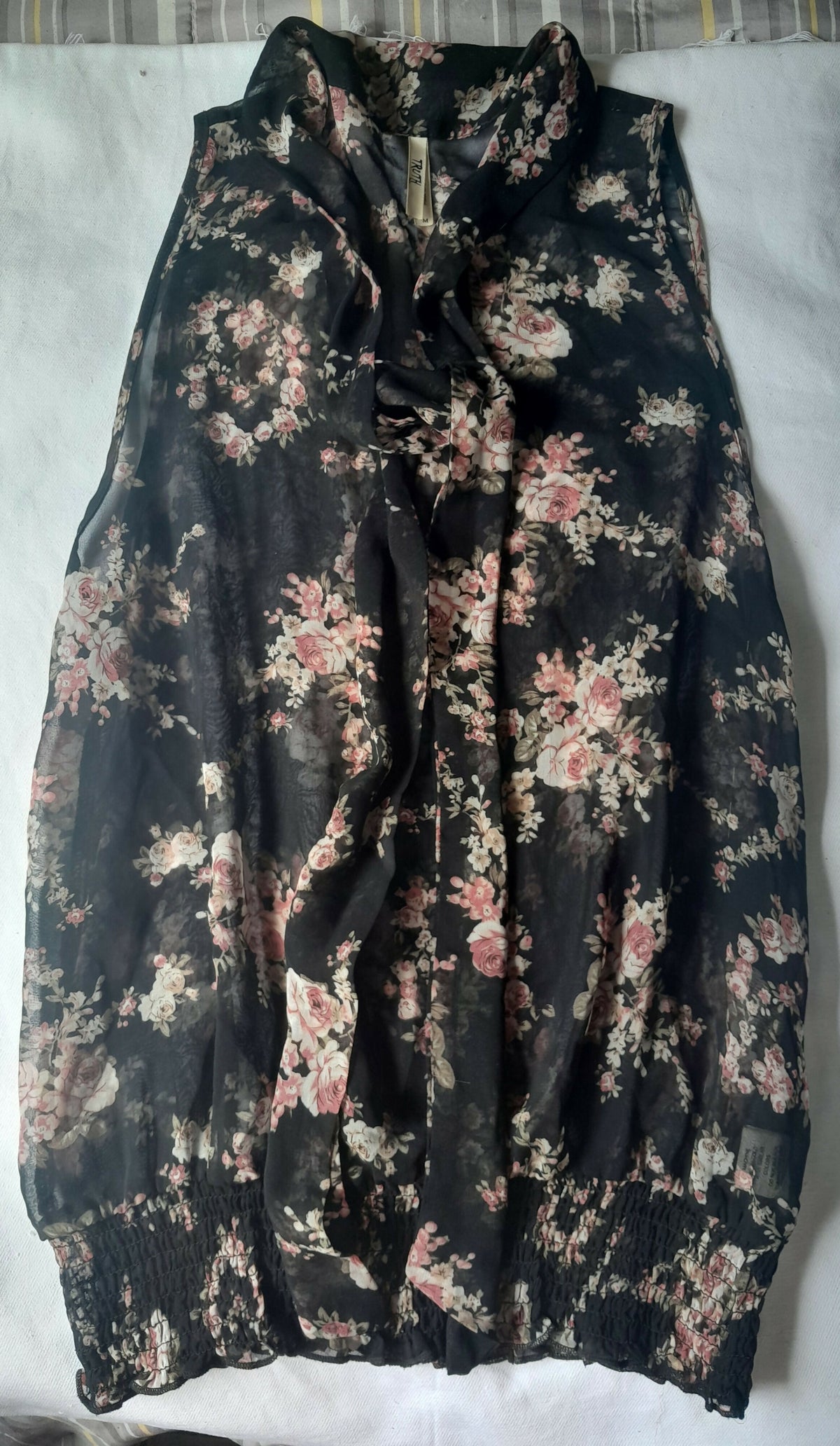 Pre-Loved Truth Top