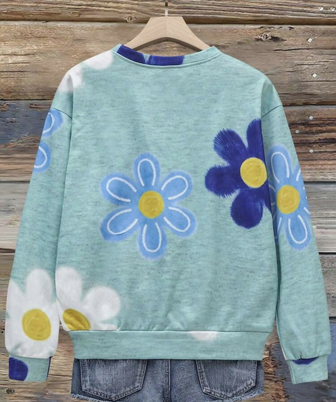 Sweatshirt