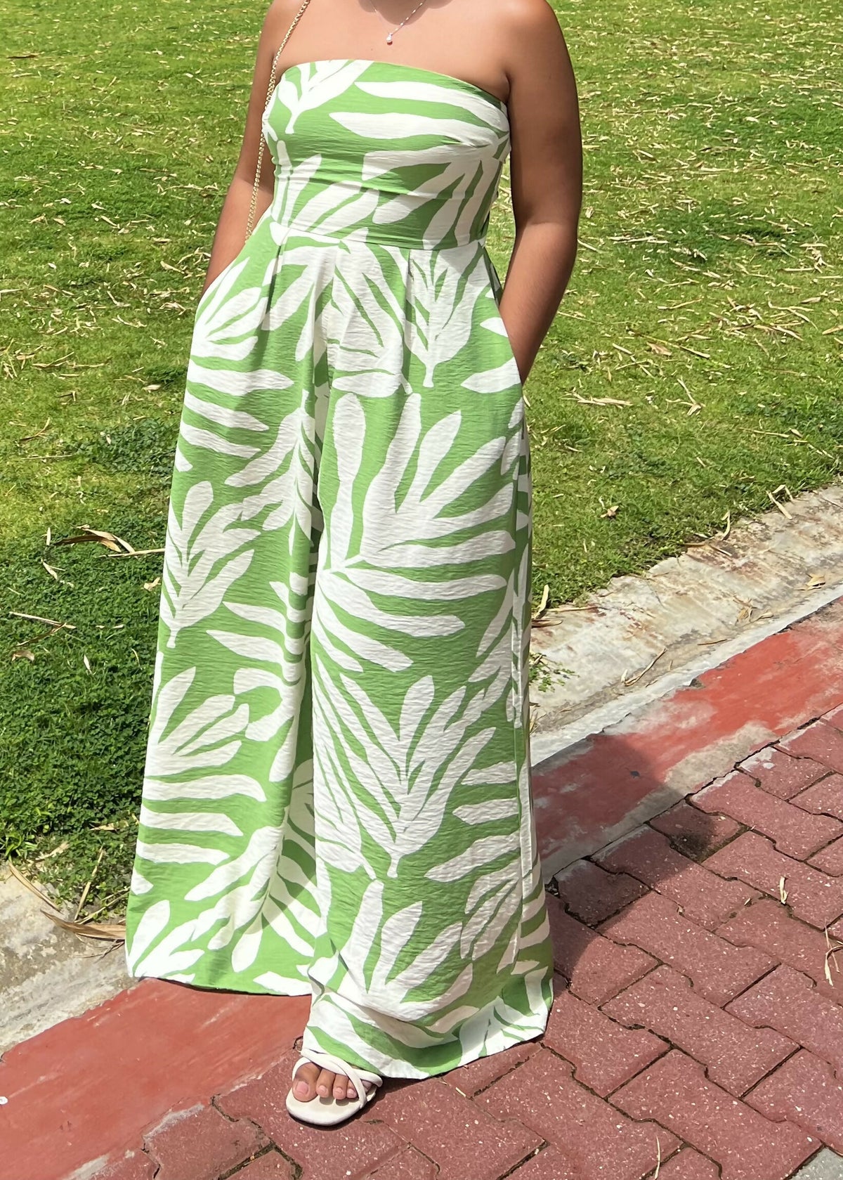 Romper with pockets