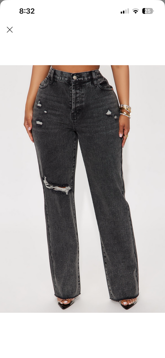 Fashion Nova 90s ripped straight leg jeans black wash