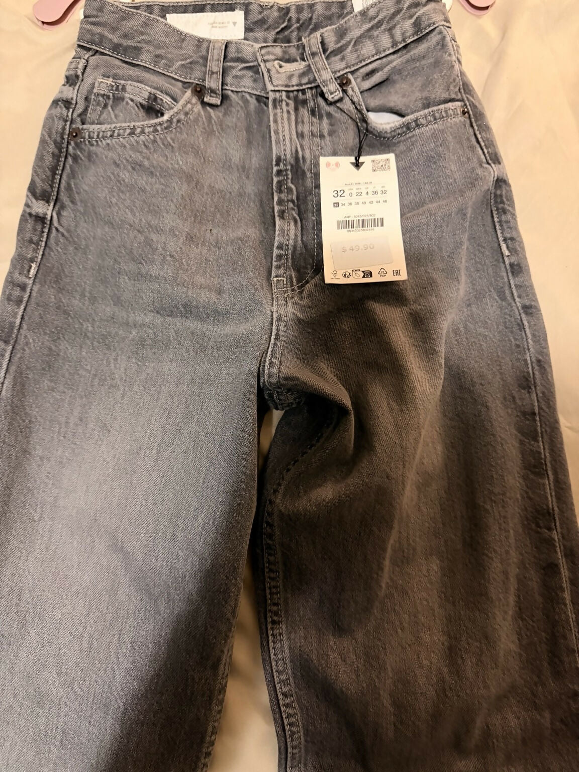 Zara Jeans
