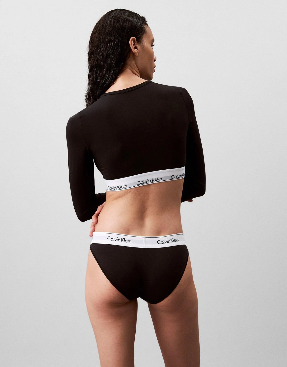 Calvin Klein Cropped Top