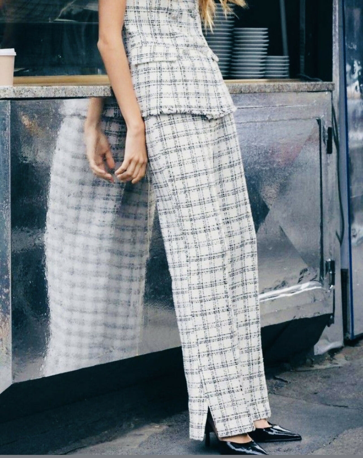 ZARA WHITE & BLACK TWEED WIDE LEG PANTS