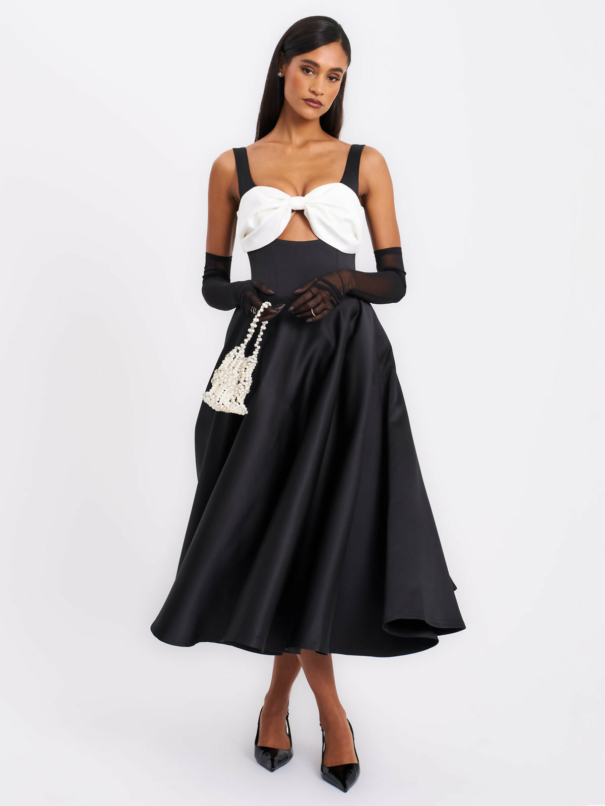 Miss Circle Edda Maxi Gown with White Bow (Pre-loved)