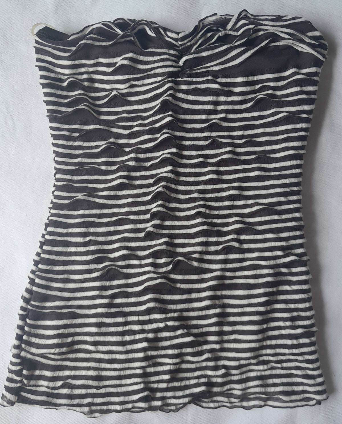Pre-loved Wet Seal Tube Top