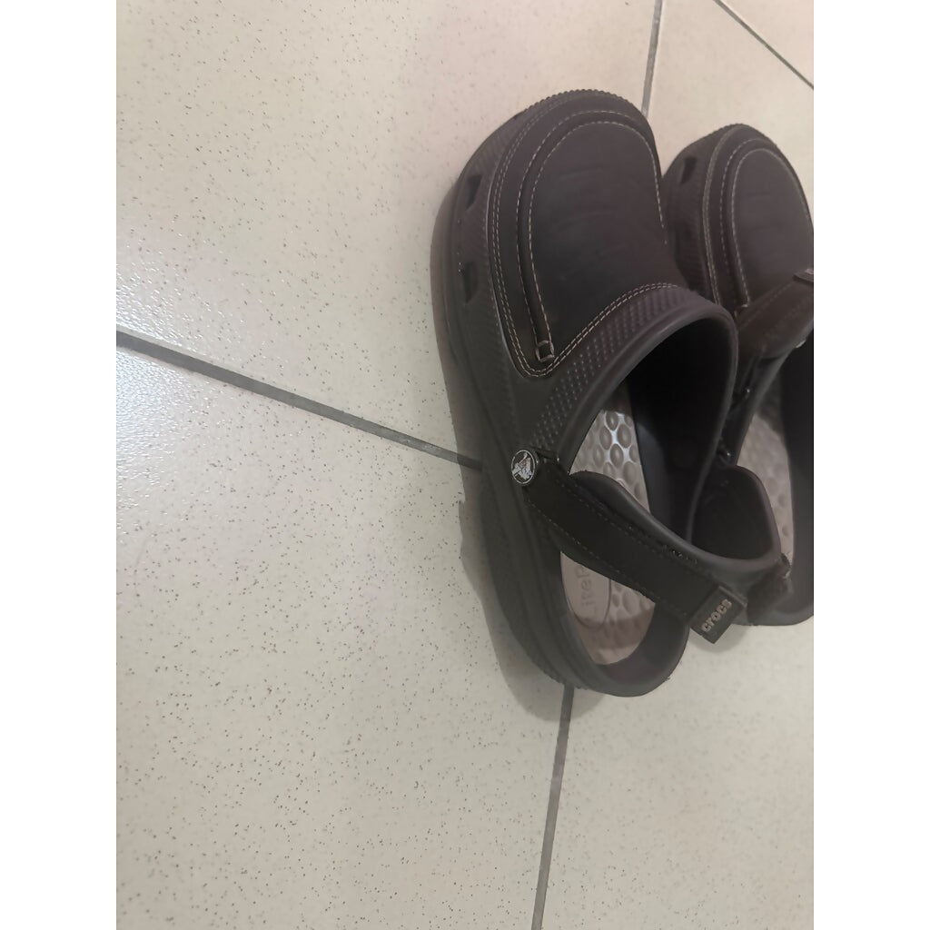 Crocks