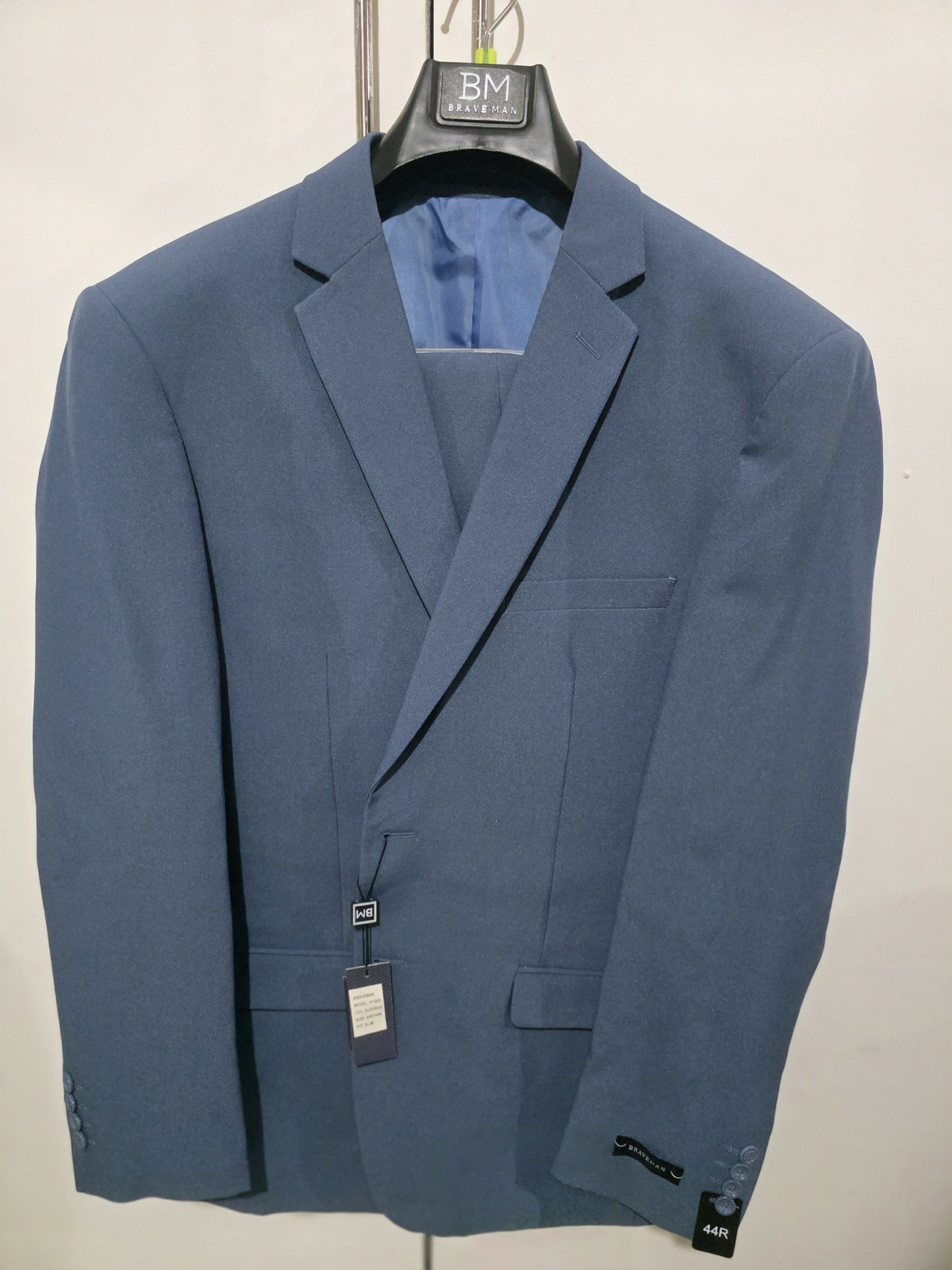 Braveman 2 Button Men's Suit