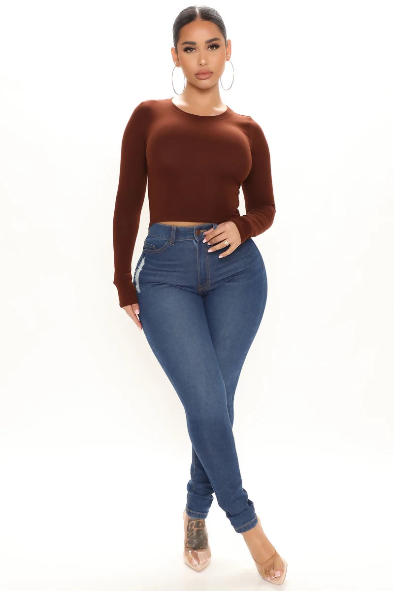 Fashion Nova Crew Neck Long Sleeve Crop Top