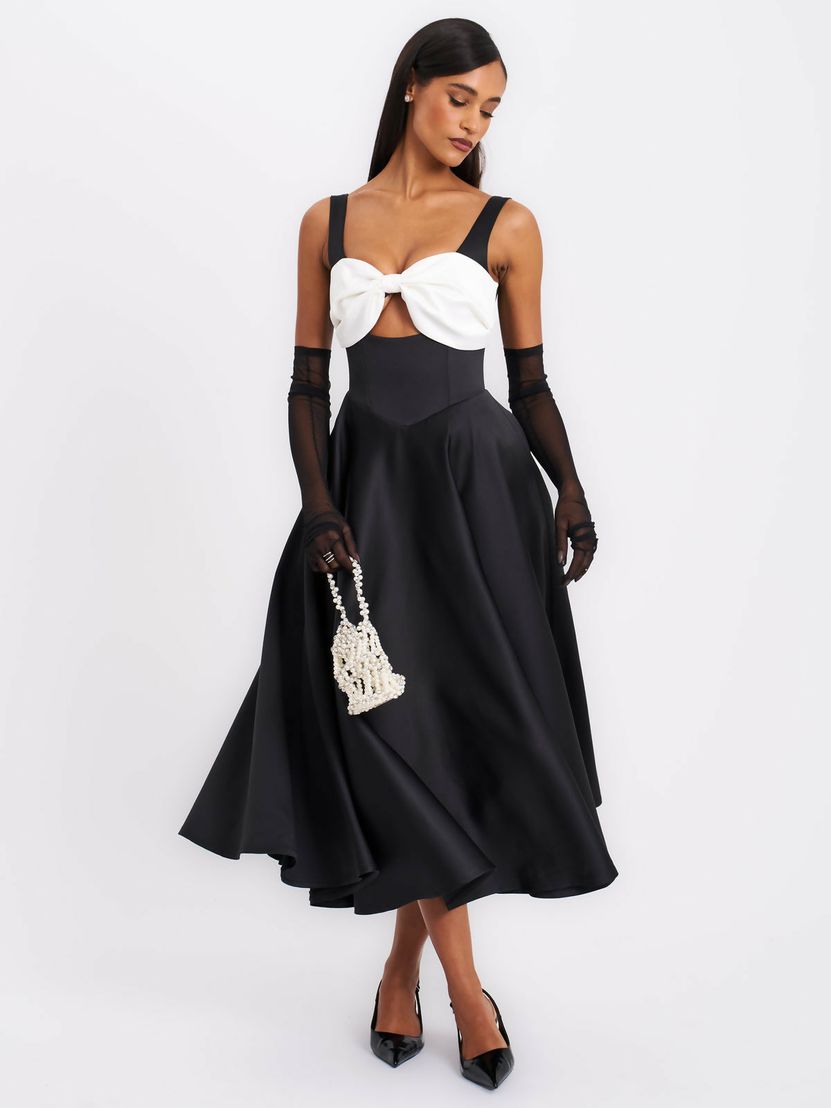 Miss Circle Edda Maxi Gown with White Bow (Pre-loved)