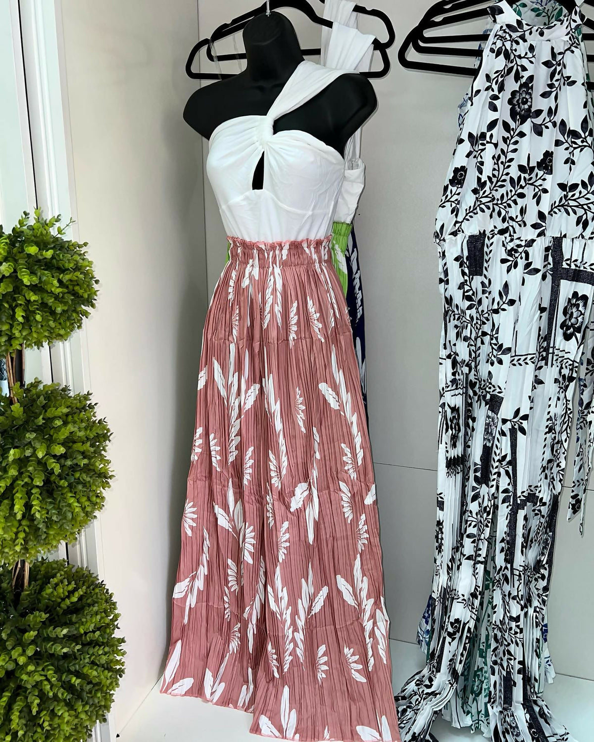 (NEW) Tropical Escape Jumpsuit