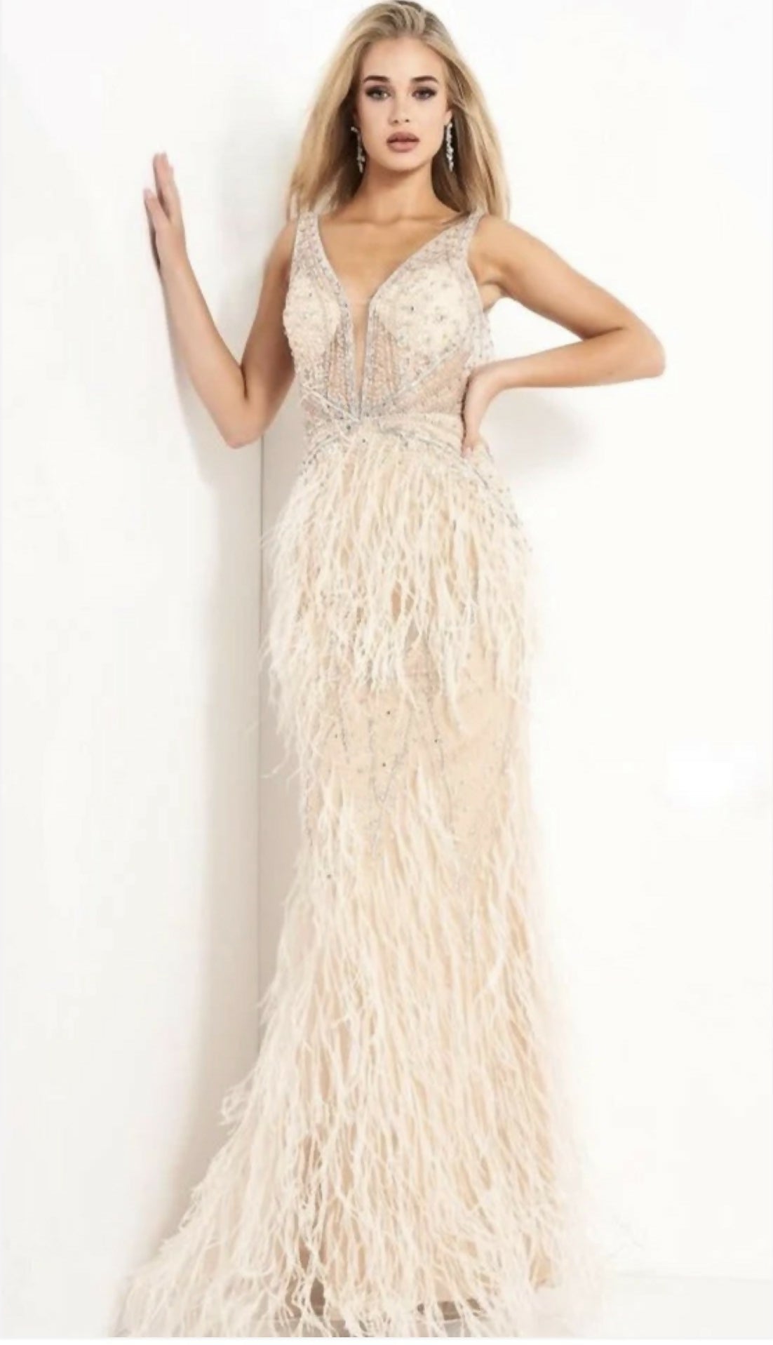 Jiovani Show Stopper Gown