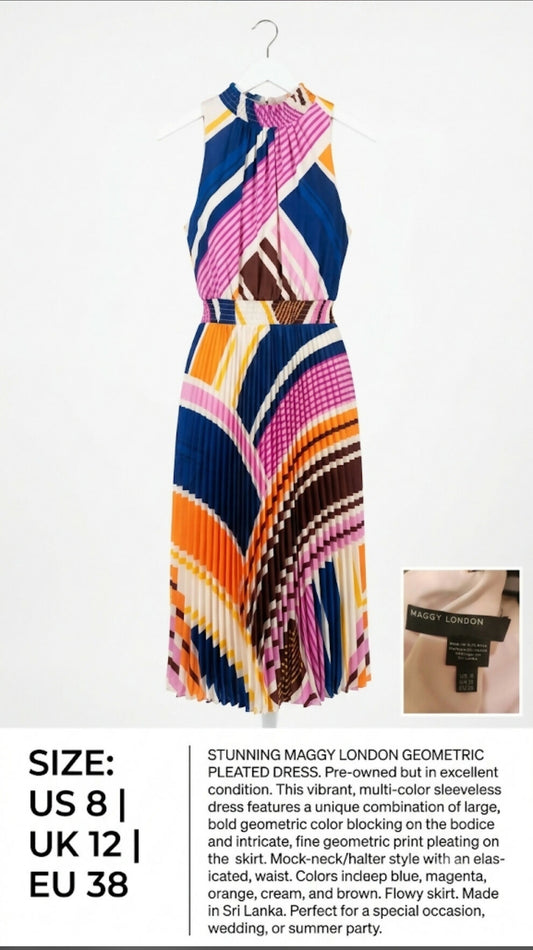 Maggie London Geometric pleated dress