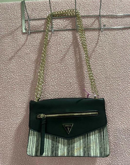 Guess Bag With Gold Chain - Can be used as a shoulder or side bag