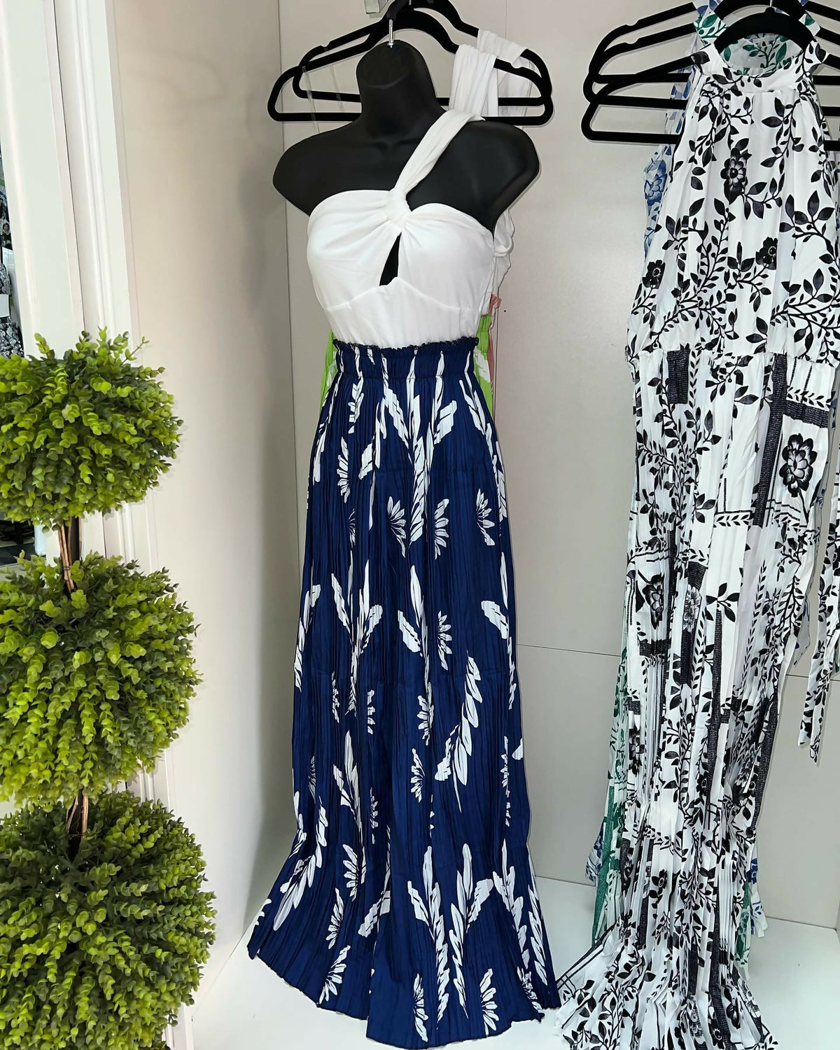 (NEW) Tropical Escape Jumpsuit