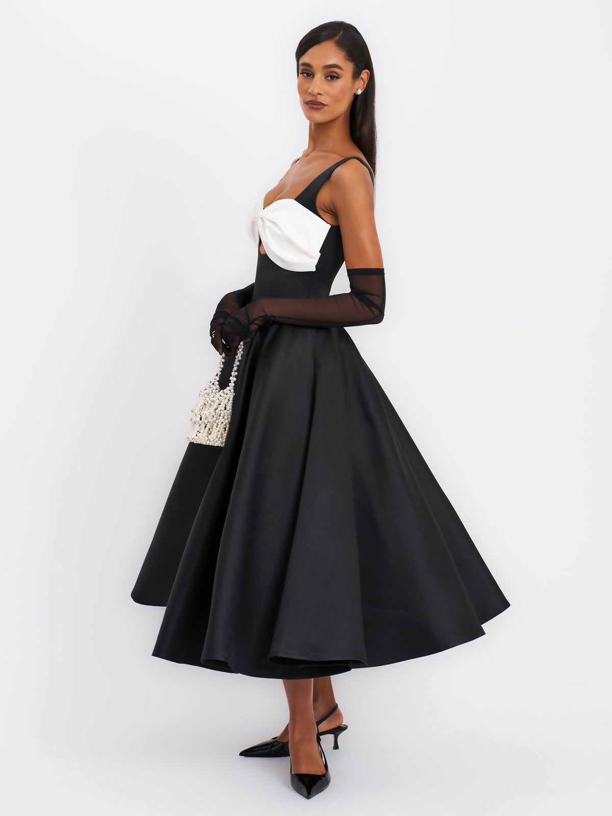 Miss Circle Edda Maxi Gown with White Bow (Pre-loved)