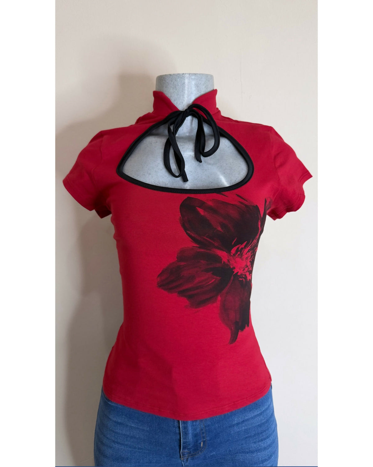 Red Tie Front Top