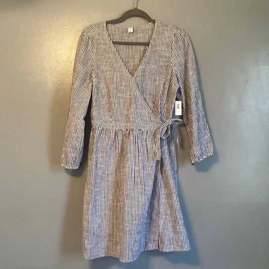Old Navy wrap dress