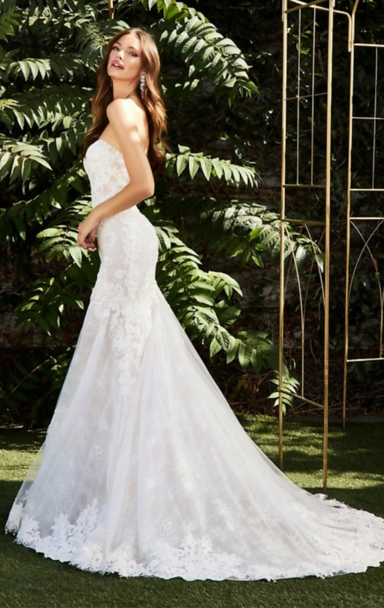 US size 6 Ivory Wedding Gown