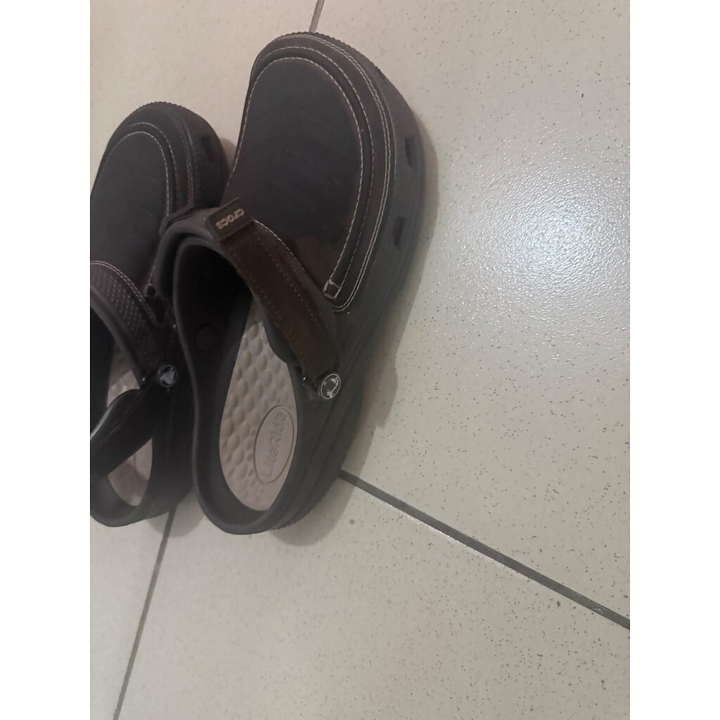 Crocks