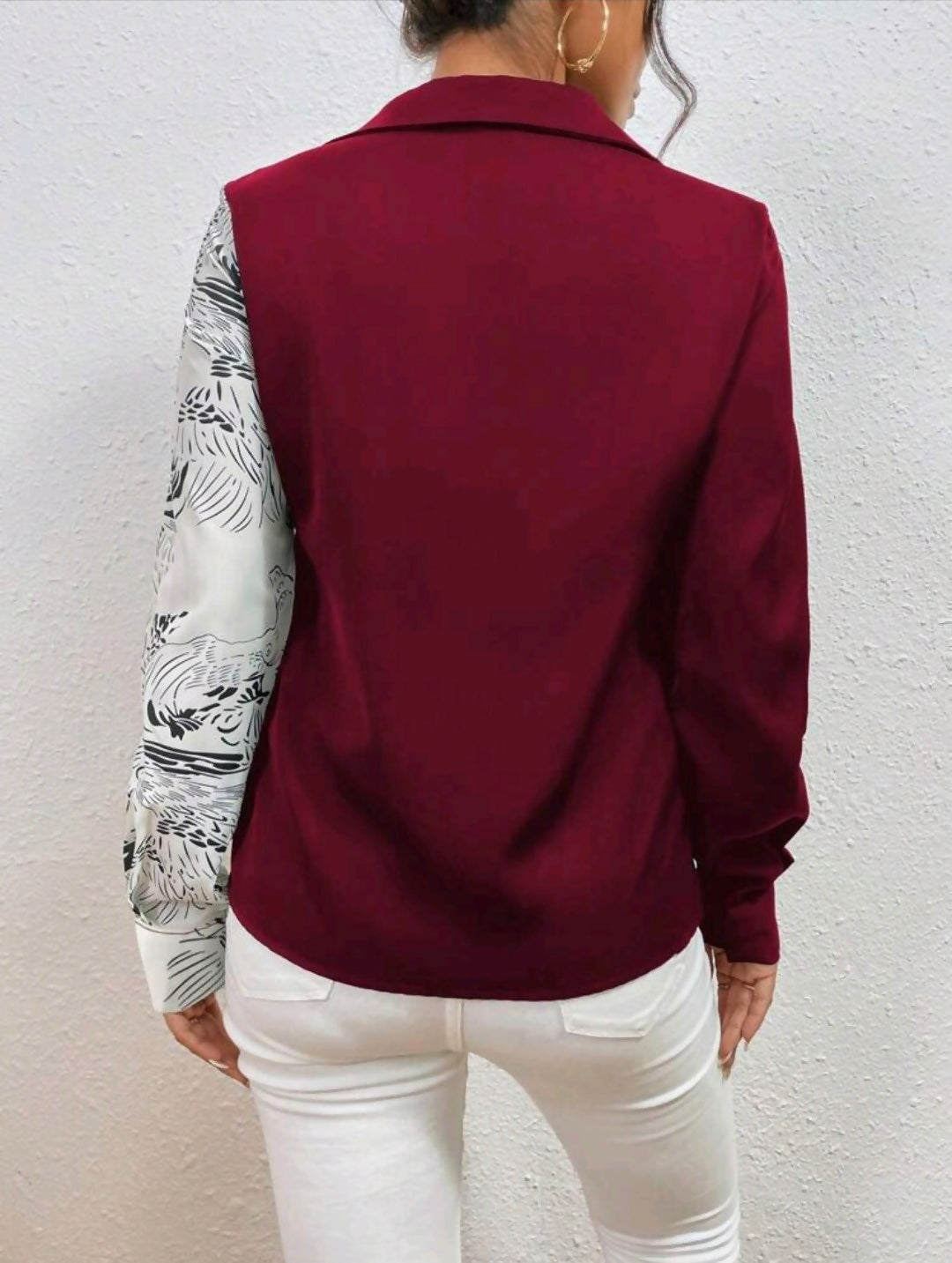 Graphic Print Twist Front Shirt