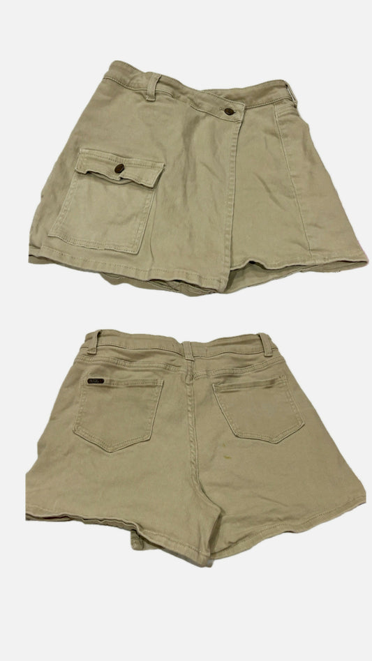 FOXY Khaki Skorts