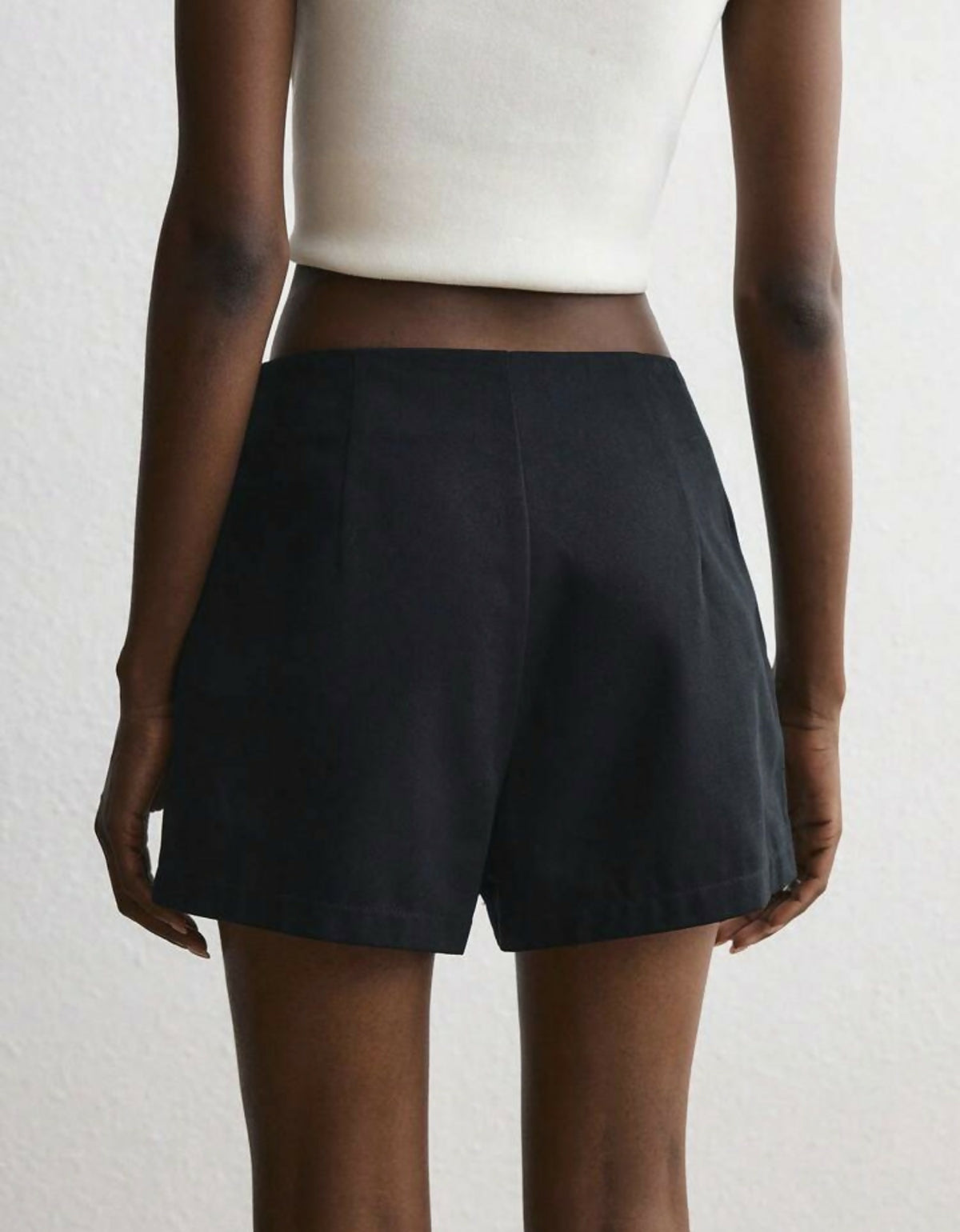 AUTI Studio Women Cotton Shorts