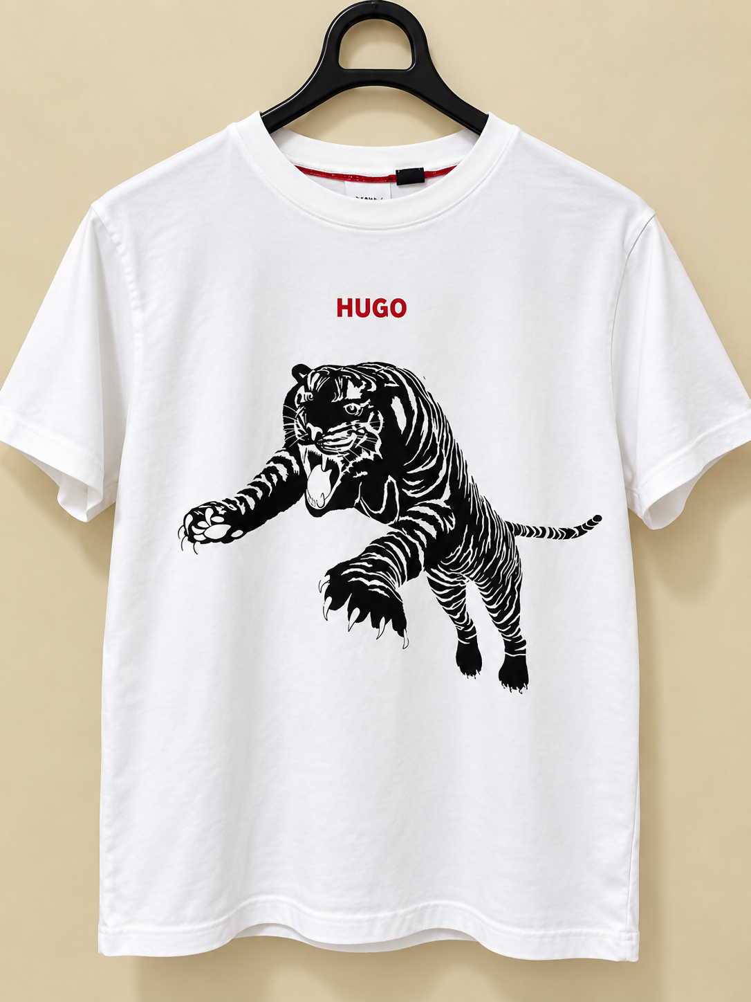 HUGO Men’s Tiger Graphic T-Shirt – Size Small