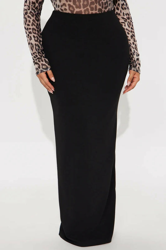 Fashion Nova Black Back Slit Maxi Skirt