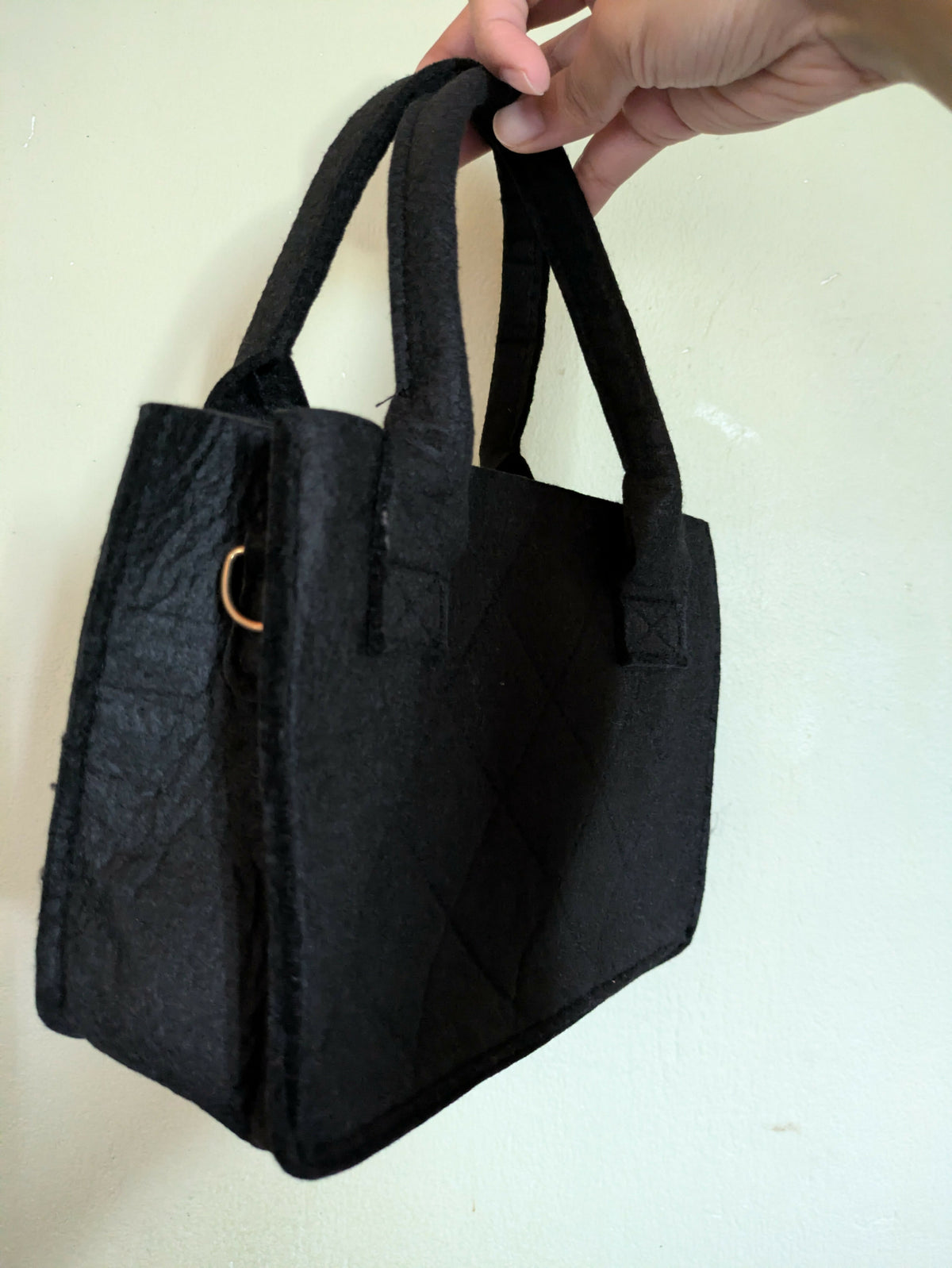 Mini Felt Hand Bag (strap included)