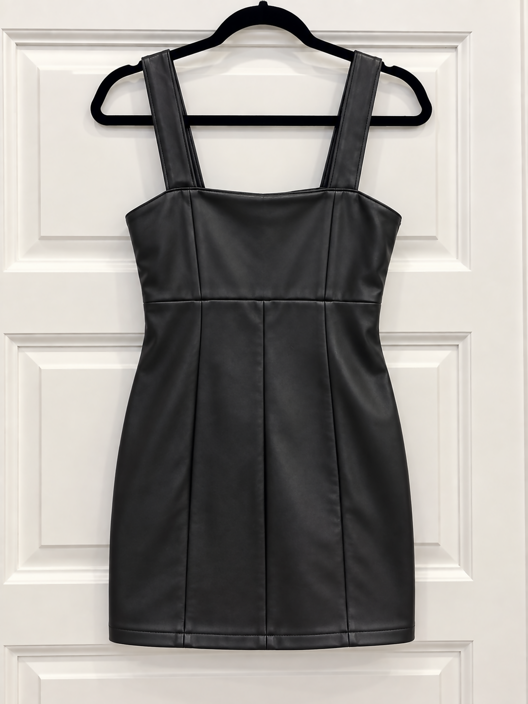Steps New York - Vale Mini Black Dress