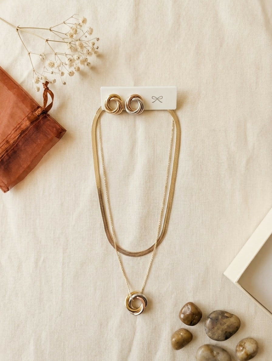 Tricolor Interlocking Knot Layered Jewelry Set