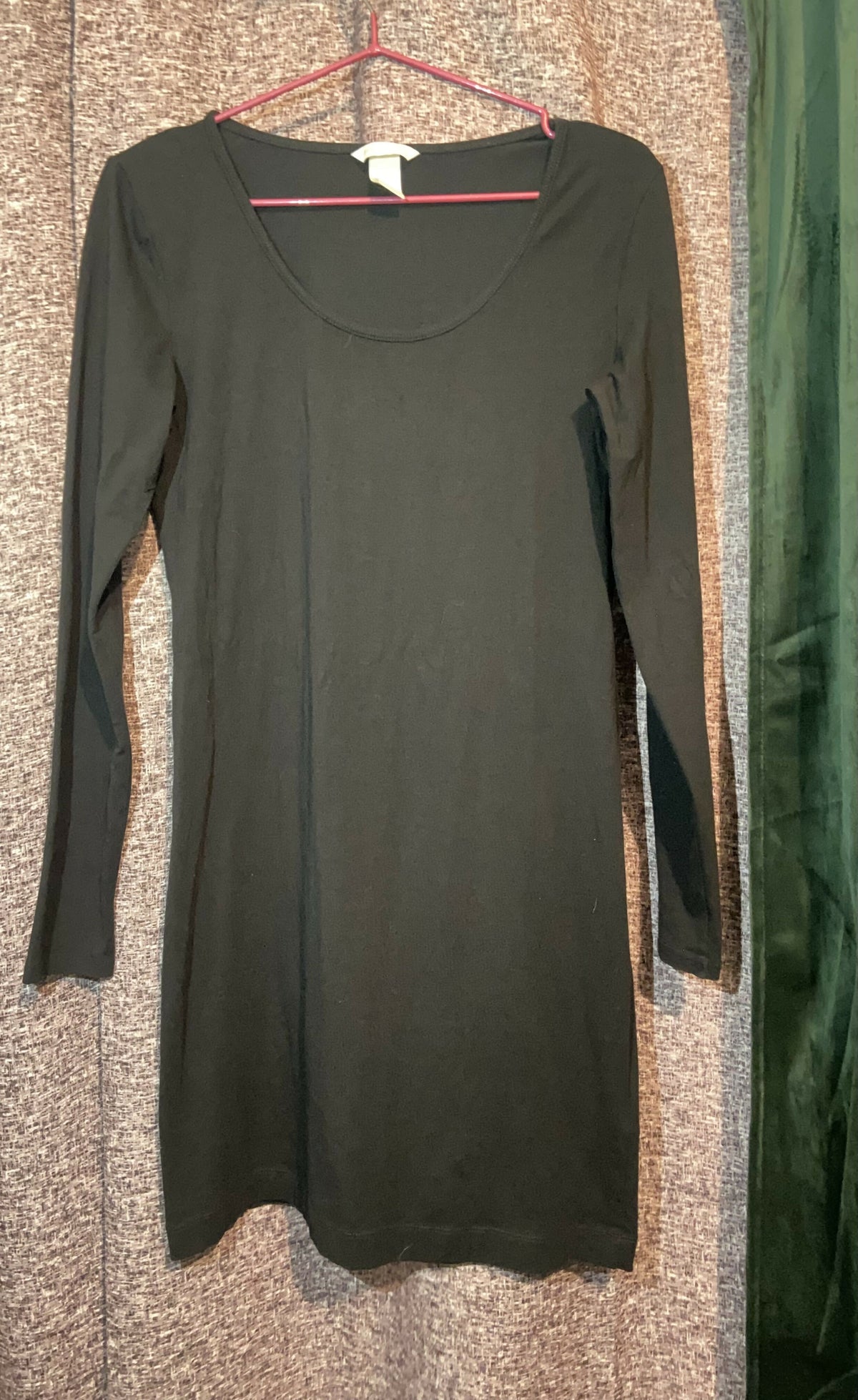 H&M Basic Long Sleeved Black Dress